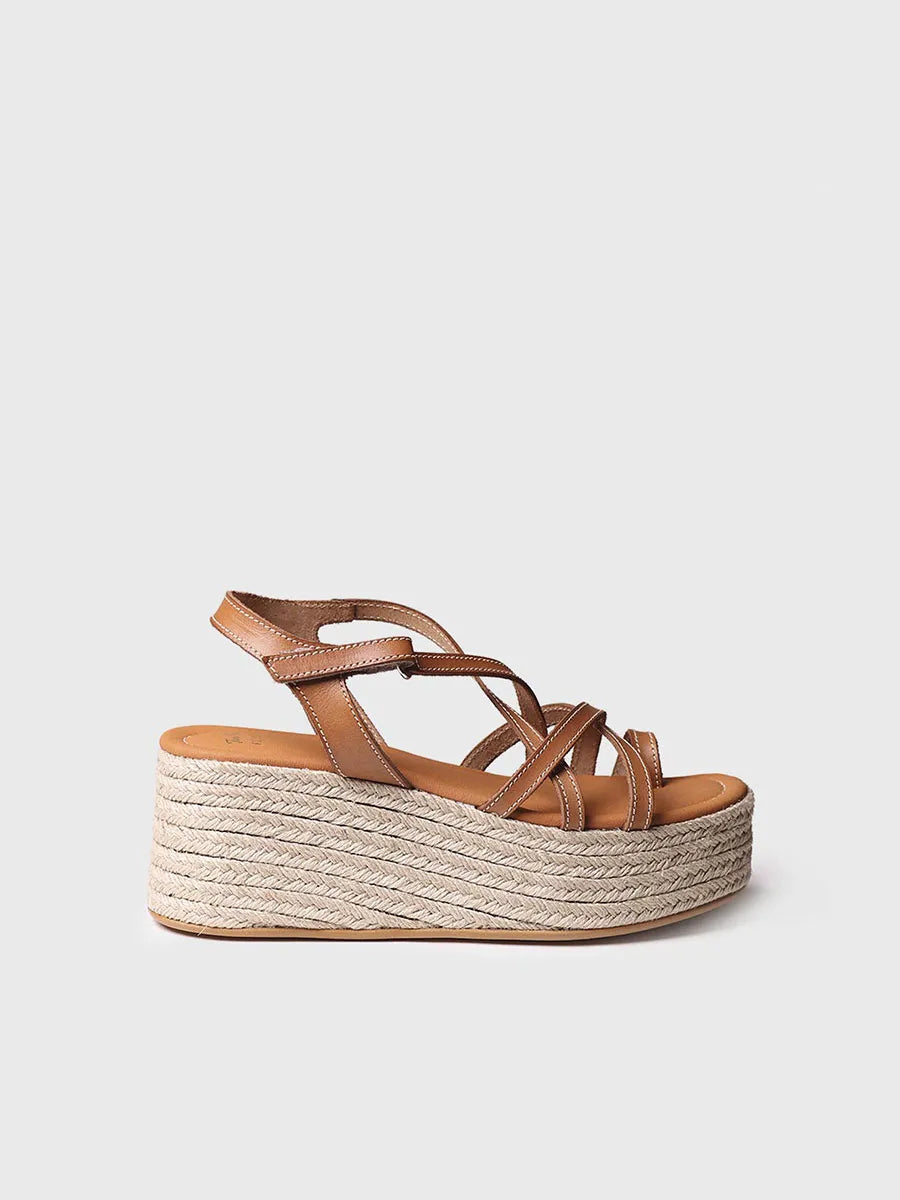 Crossed straps platform sandal - CLAUDIA