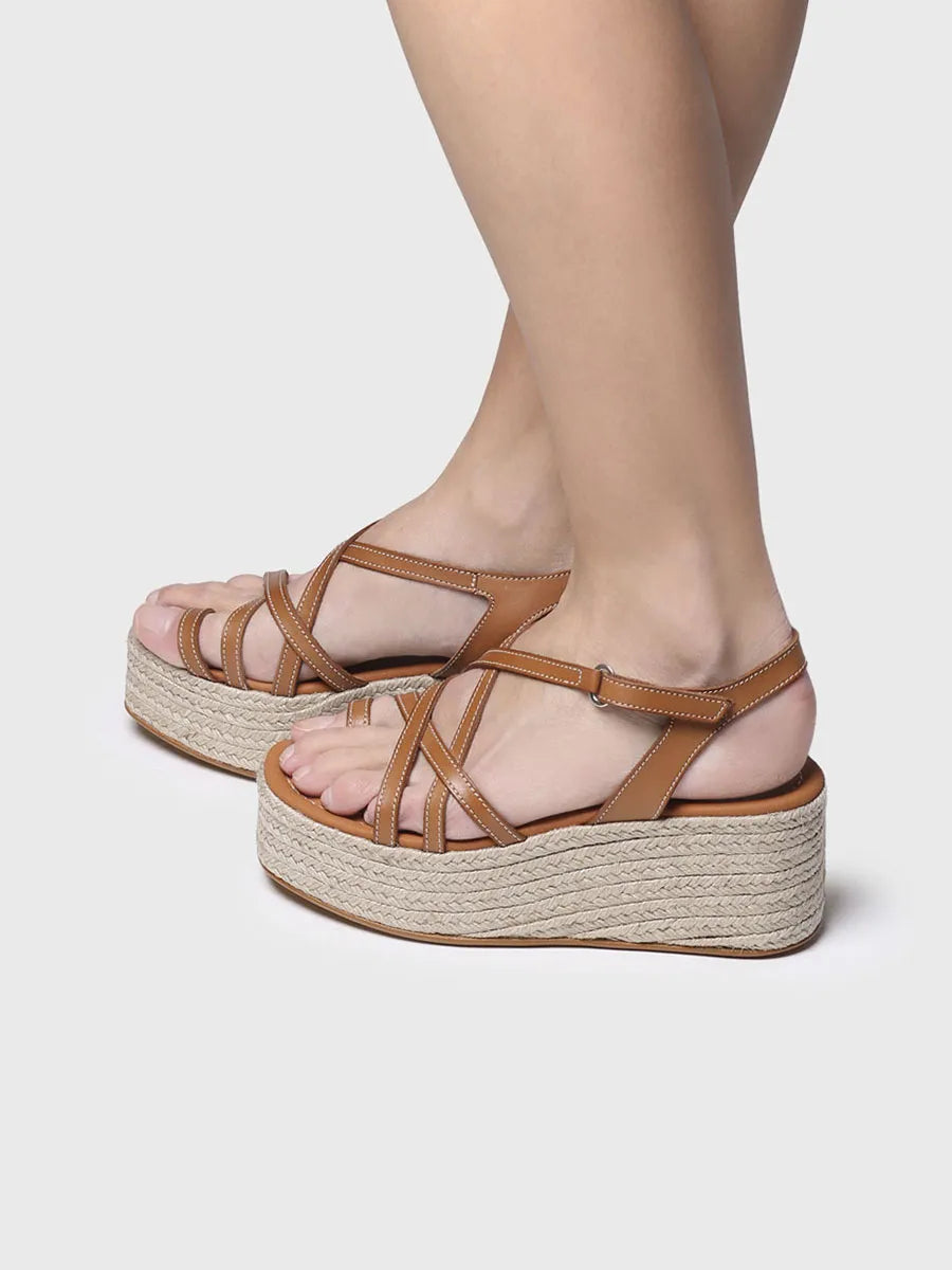 Crossed straps platform sandal - CLAUDIA