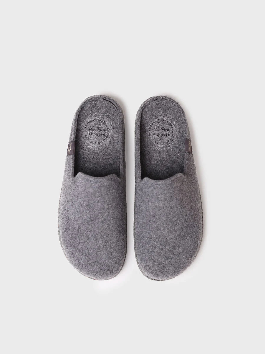 Men's Slippers made from Recycled Wool in Grey - TOMAS-RW